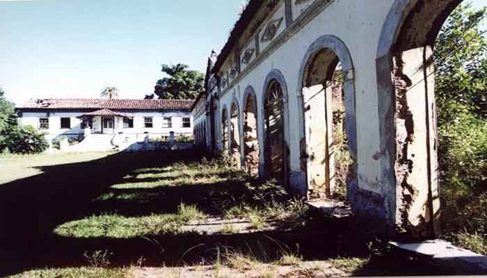 Ruínas da Fazenda Engenho Novo do Retiro