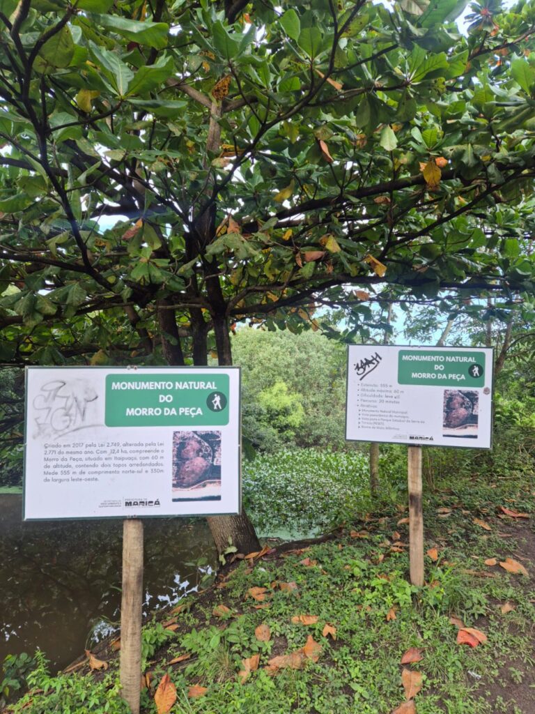Trilha do Morro da Peça: trilha e natureza em Praia de Itaipuaçu
