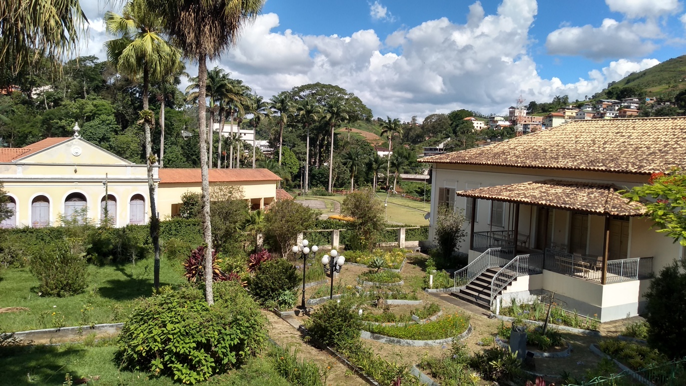 Bom Jardim: voo livre, cavernas e turismo rural na serra
