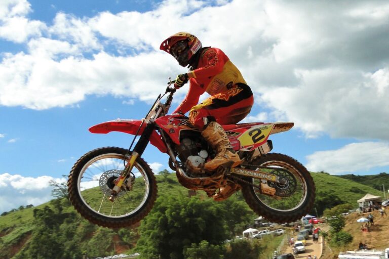 São Sebastião do Alto: a Mesopotâmia Fluminense e o motocross
