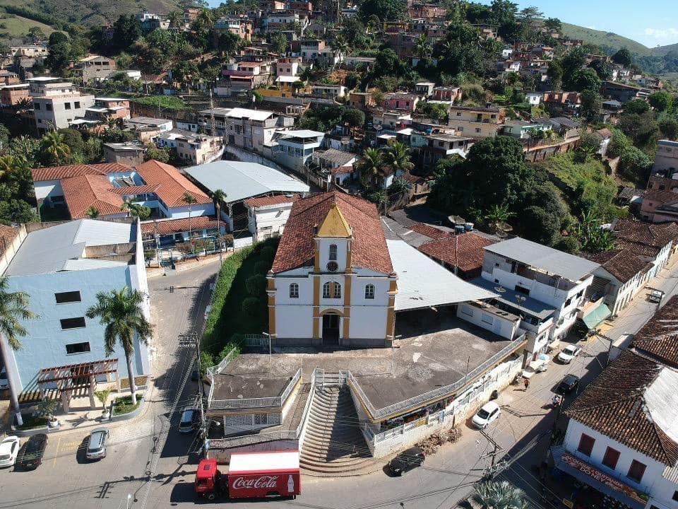 Laje do Muriaé: Folia de Reis e o Morro do Zé do Arrastado