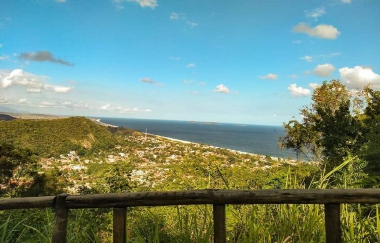 Mirante de Itaipuaçu: trilha e natureza em Recanto