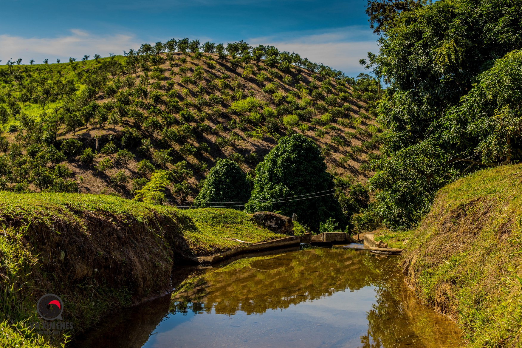 Tanguá: o Circuito da Laranja e a Cachoeira de Tomascar