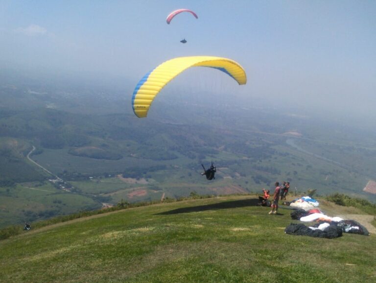 Japeri: Pico da Coragem e voo livre na Baixada